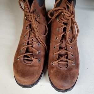 American eagle boots 9.5